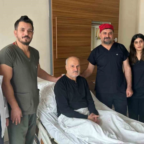 Van'da riskli glomus tümörü ameliyatı başarıyla gerçekleştirildi