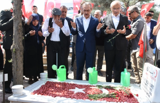 15 Temmuz Şehidi Fuat Bozkurt Mezarı Başında Anıldı