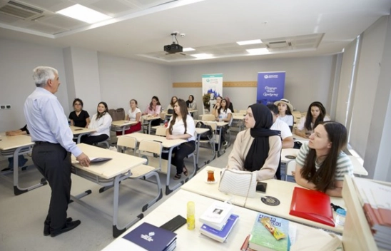 16 Ülkeden Gelen Öğrenciler Malatya'da Türkçeyi Öğreniyor