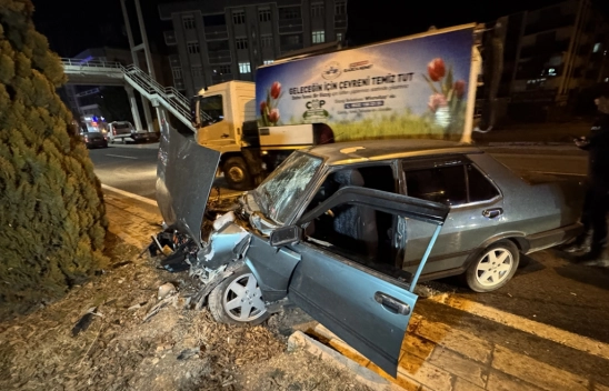 3 aracın karıştığı kazada 3 kişi yaralandı