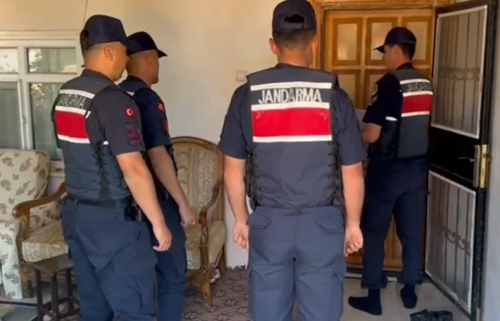 98 gözaltı, 51 tutuklama