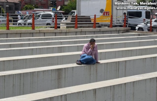 Alt geçitteki intihar girişimini ekipler engelledi