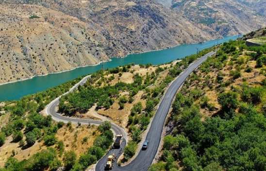 Altyapı ve Yol Mesaisi Devam Ediyor