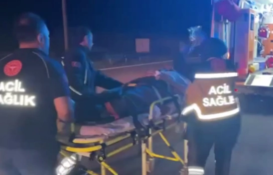 Anadolu Otoyolu'na iki yolcu otobüsü çarpıştı, 15 kişi yaralandı