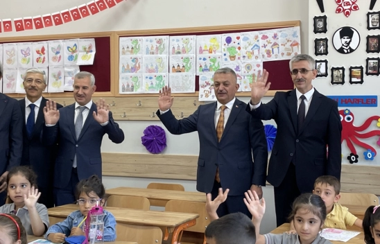 Bakan Yardımcısı Yılmaz, Malatya'da eğitim öğretim yılı açılışına katıldı: