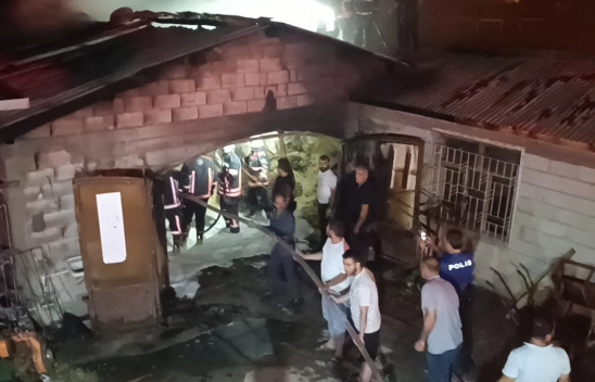 Battalgazi'de Ahır ve Samanlık Yangını