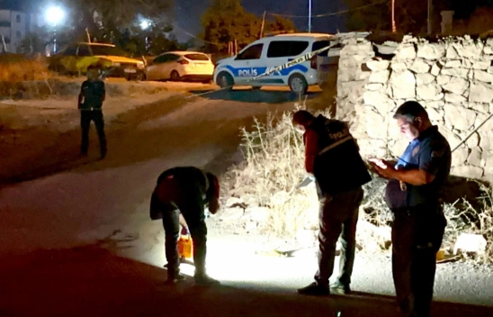 Battalgazi'de kavga kanlı bitti: 3 yaralı, suç aletleri ele geçirildi