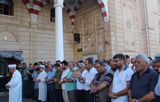 Bingöl'de Gazze'de şehit olanlar için gıyabi cenaze namazı kılındı