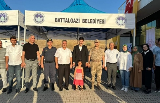 Depremzede gençlere kano etkinliği düzenlendi