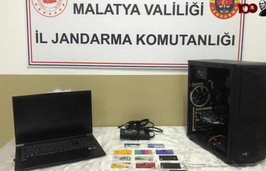 Depremzedeleri konteyner satma vaadiyle dolandırdıkları iddiasıyla 2 zanlı yakalandı