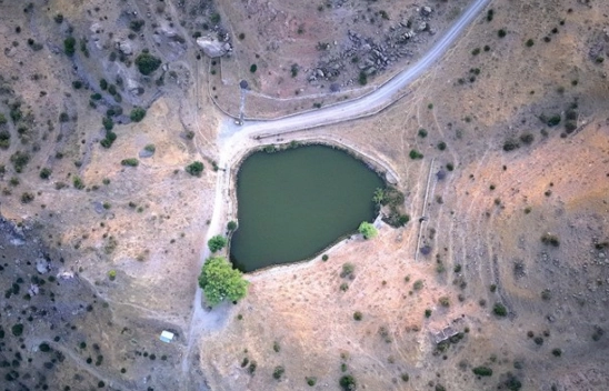 Dipsiz Göl'de Gün Batımının Büyüleyici Manzarası Dronla Görüntülendi
