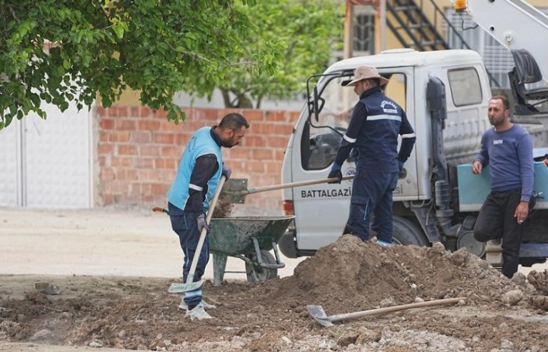 Dolamantepe Mahallesi'nde Park Ve Yol Düzenlemesi