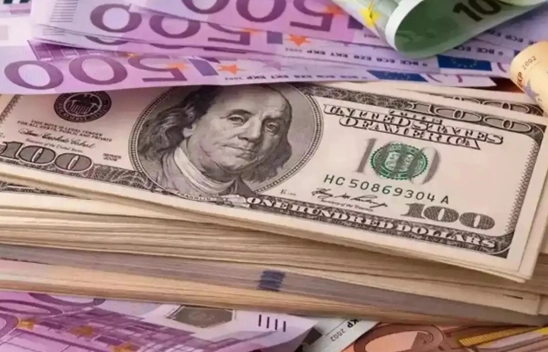 Dövizde Yükseliş Sürüyor: Dolar ve Euro Güne Artışla Başladı