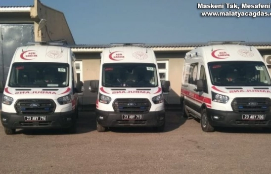 Elazığ'da 4 yeni ambulans hizmete girdi
