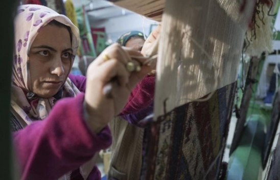 Geleneksel yöntemlerle dokunan 'Drejan halısı ve kilimleri' geleceğe taşınıyor