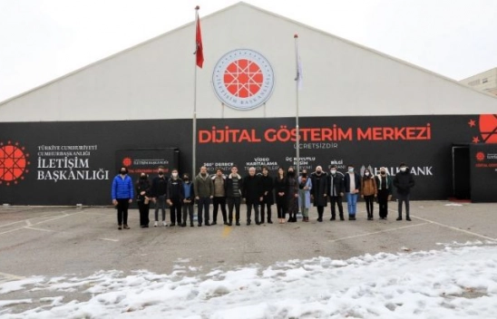 Güder, Türkiye'nin zenginliklerini gençlerle birlikte izledi