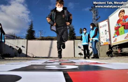 Hediye Karavanı'nın durağı Elazığ oldu