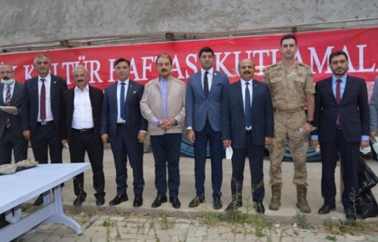 Keskin, Esnafa hizmet etmenin Hakk'a hizmet olduğu düşüncesiyle hareket ediyoruz