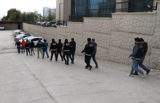 Kıskaç operasyonunda 23 şüpheli yakalandı