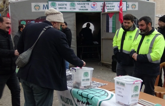 Malatya'da Gazze için yardım çadırı kuruldu