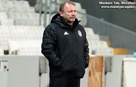 Sergen Yalçın Ben oyundan atılırsam, başınız göğe mi erecek