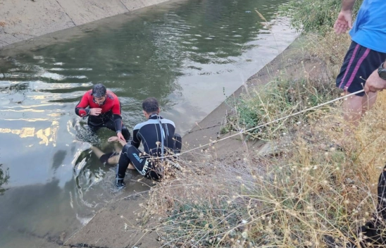 Serinlemek için girdiği sulama kanalında cesedi bulundu