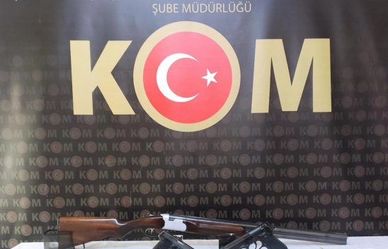 Silah ve mühimmat kaçakçılığı operasyonunda 4 şüpheli yakalandı