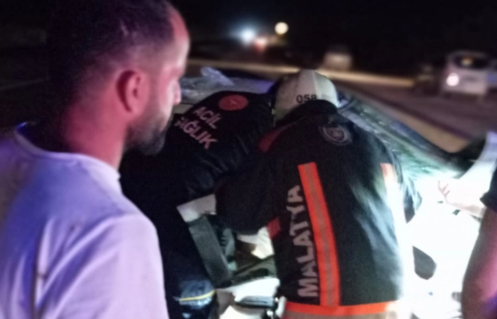 Trafik kazasında 4 kişi yaralandı