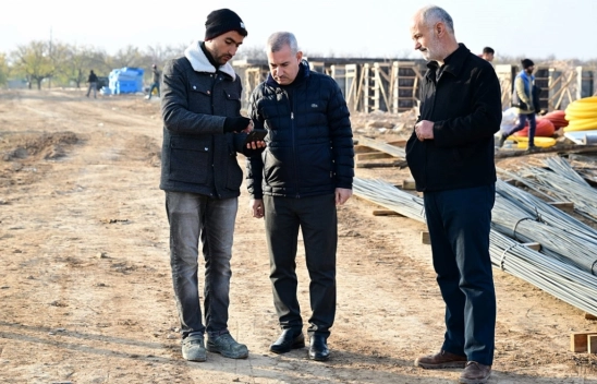 Yeşilyurt'taki depremzedelerin köy evleri inşa ediliyor