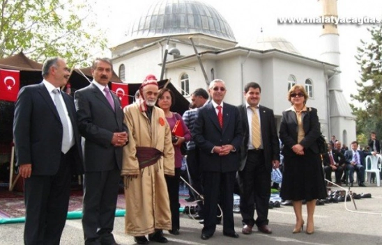 Yılın Ahisi Vefat etti