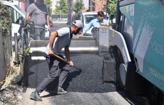 Aşağıbağlar Mahallesi Konforlu Yollara Kavuşuyor