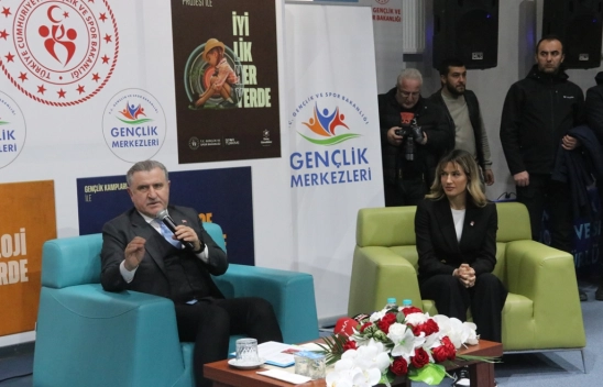 Bakan Bak, Sporu hayatınızdan hiçbir zaman çıkarmayın