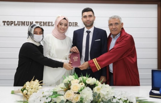 Battalgazi'de bin 58 çift evliliğe 'evet' dedi