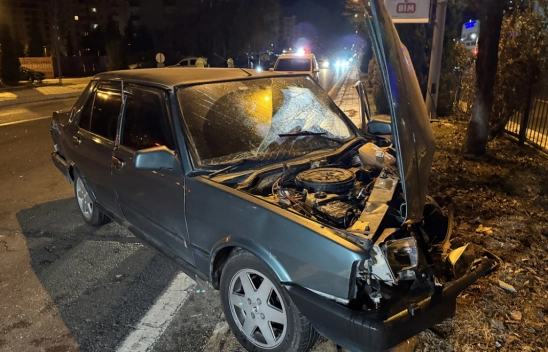 Elazığ'da 3 aracın karıştığı kazada 3 kişi yaralandı