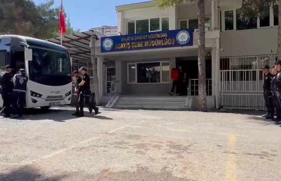 Gözaltına Alınan 12 Şahısın 6'sı Tutuklandı