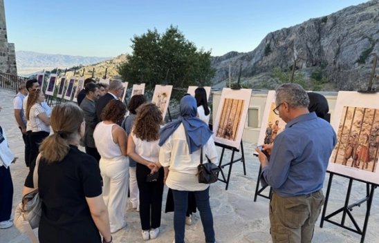 Harput Kalesi'nde Dijital Sanatla Dede Korkut Yolculuğu