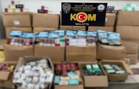 Kargo ile gümrük kaçağı ürün sevkiyatına polis darbesi