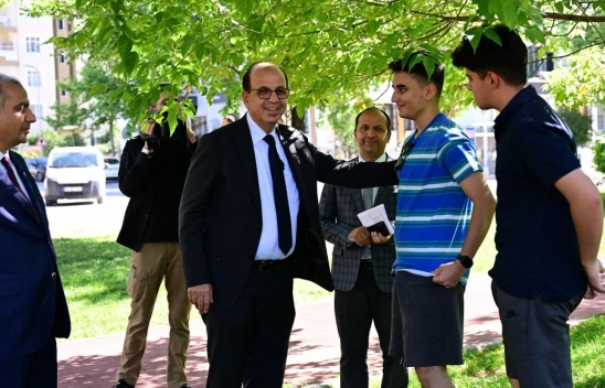 Kosova Parkı Yenileniyor, Vatandaşlar Memnuniyetini Dile Getirdi