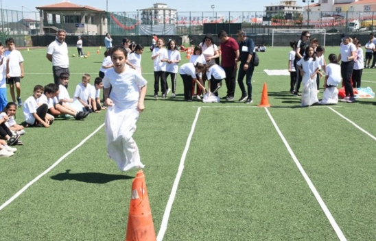 Malatya'da 77'den 7'ye Çocuk Oyunları Şenliği düzenlendi