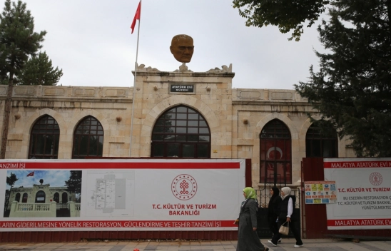 Malatya'da depremlerde hasar gören tescilli kültür varlıklarının restorasyonu sürüyor