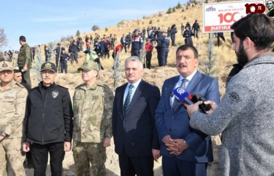 Malatya'da emniyet ve jandarma personeli bin fidanı toprakla buluşturdu