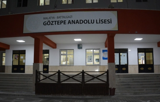 Malatya'daki Okulların Işıkları 04.17'de Açıldı