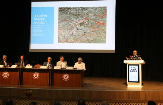 Prof. Dr. Görür, Elazığ'da düzenlenen deprem çalıştayında konuştu