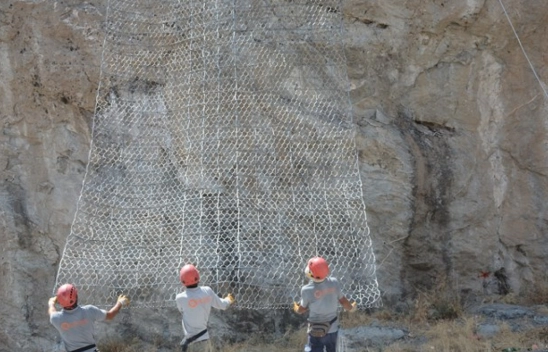 Tarihi Dokuya Zarar Vermeden Güvenlik Sağlanıyor