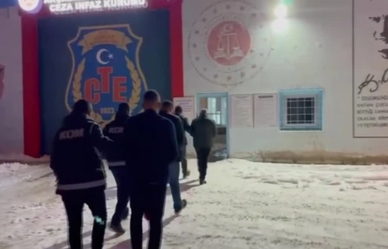 Tefeci operasyonu: 3 tutuklama