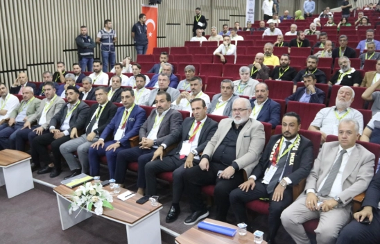 Yeni Malatyaspor'da olaylı kongre! Yumruklar havada uçuştu