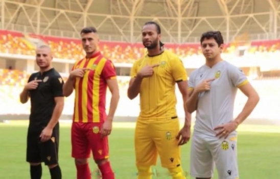 Yeni Malatyaspor'da kayısılı forma tanıtımı