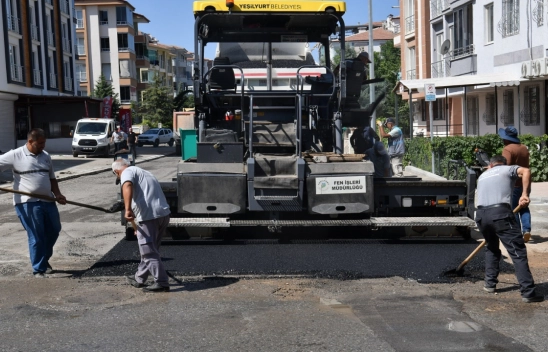 Yeşilyurt'ta Yollar Baştan Aşağı Yenileniyor! İlçede Büyük Dönüşüm