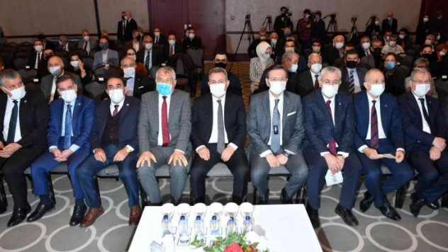 '100. Yılında Adana Ekonomi Zirvesi'