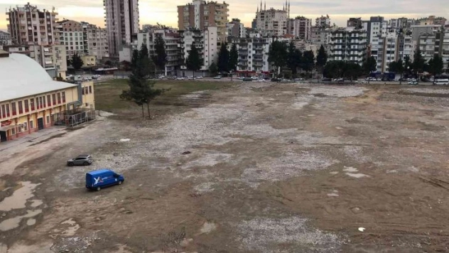 '5 Ocak Stadının yeri spor ve kültür alanı olsun' çağrısı